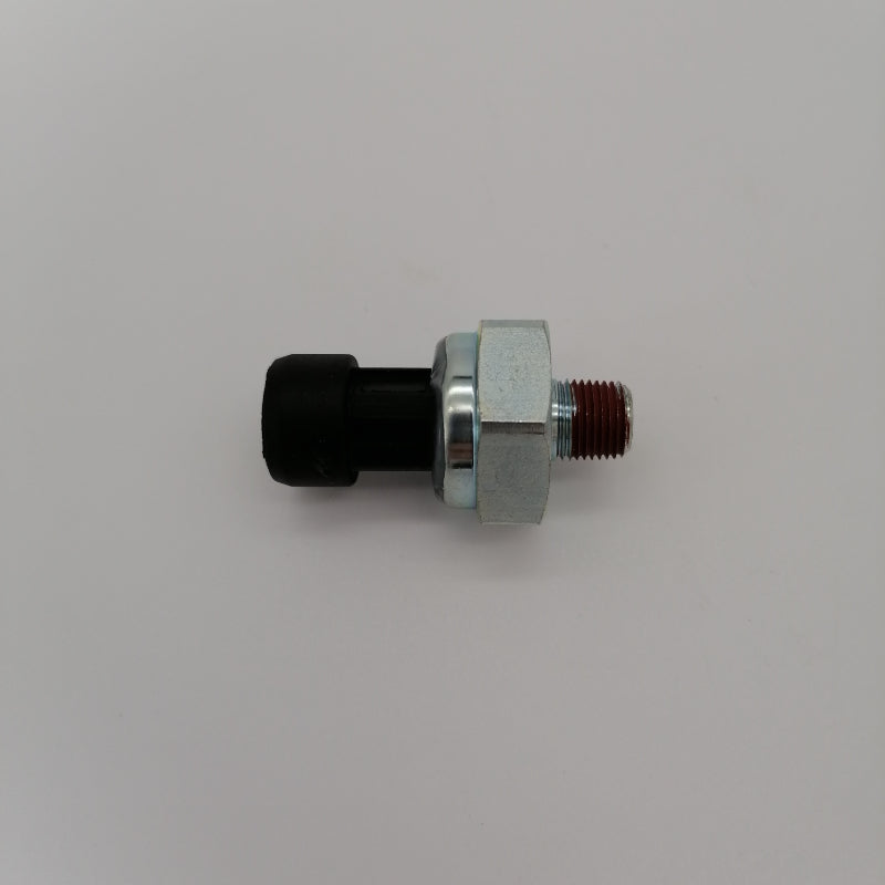 Diselmart RE167207 1839415C91 Oil Pressure Sensor Fits For John Deere 8450 8650 Tractors