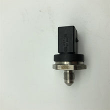 0261545094 06J906054 06H906051F Fuel Rail Pressure Sensor fits for VW Touran Passat